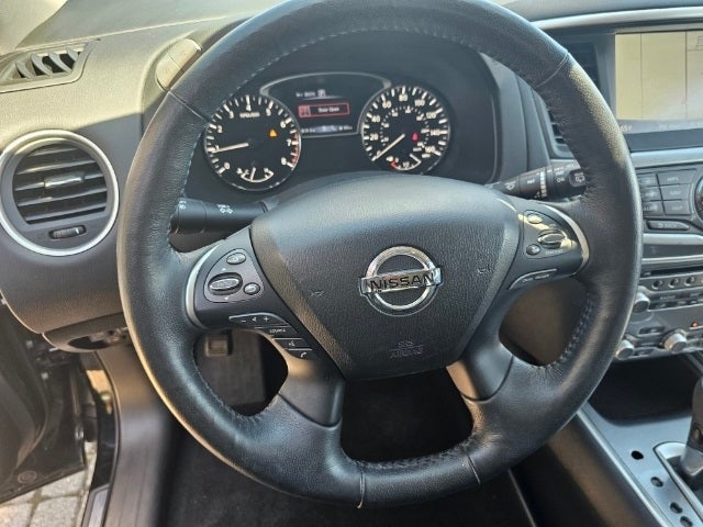 2019 Nissan Pathfinder SL 4X4